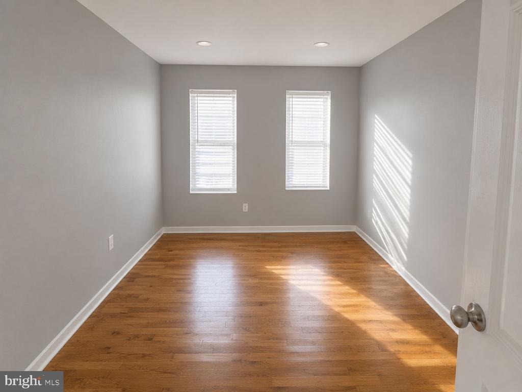 Greenmount Ave, Baltimore, MD 21202 #1