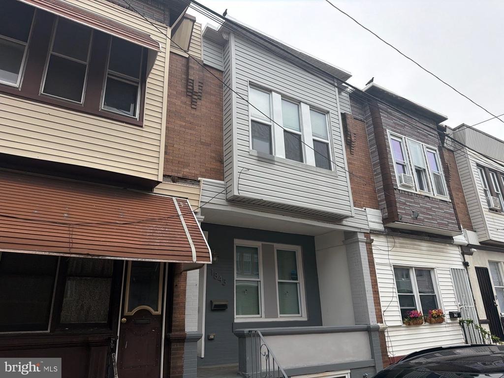 Ringgold St, Philadelphia, PA 19145 #1