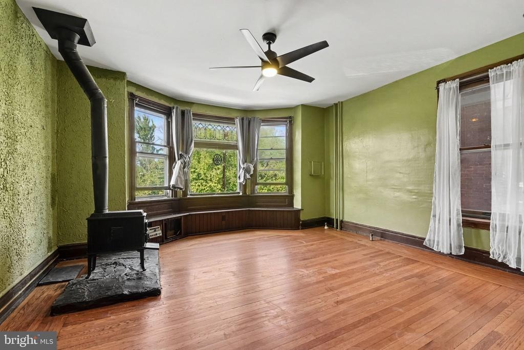 2nd St, Harrisburg, PA 17102