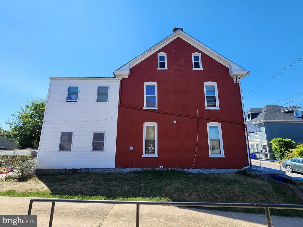 High St, Hagerstown, MD 21740 #1