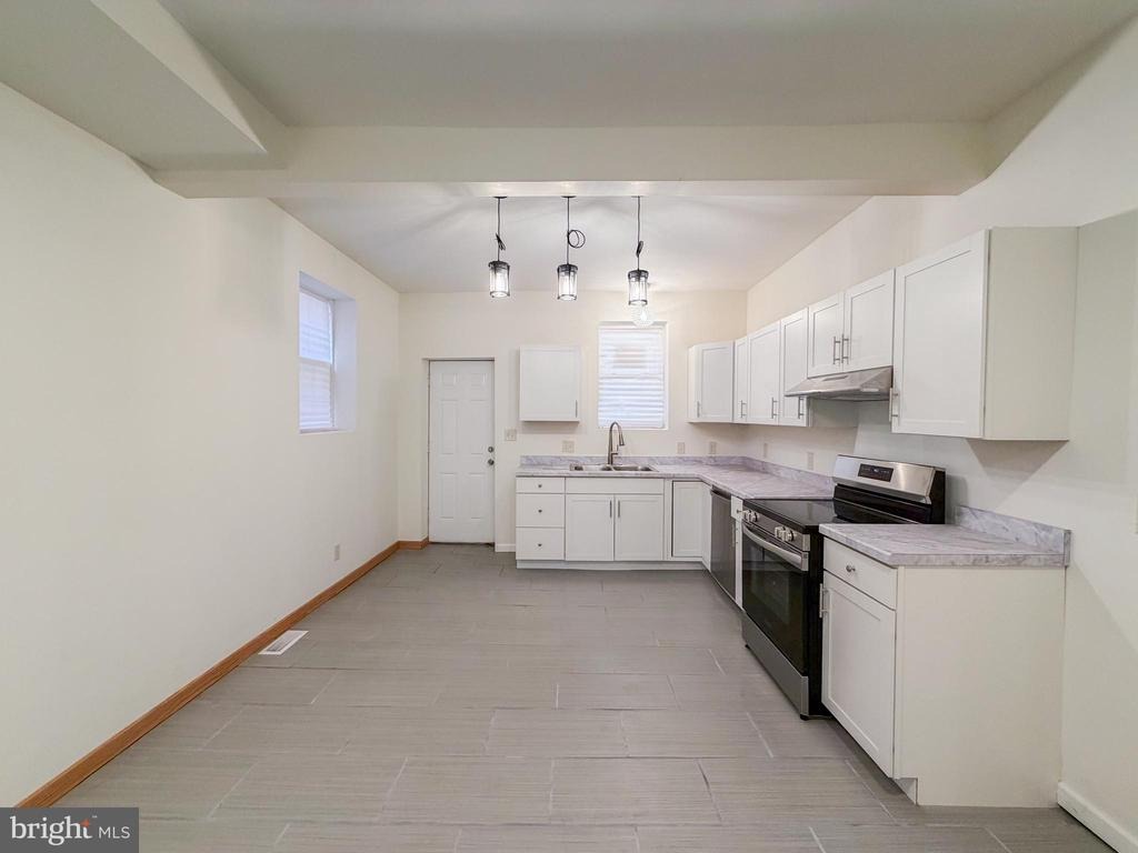 Logan St, Harrisburg, PA 17110 #1