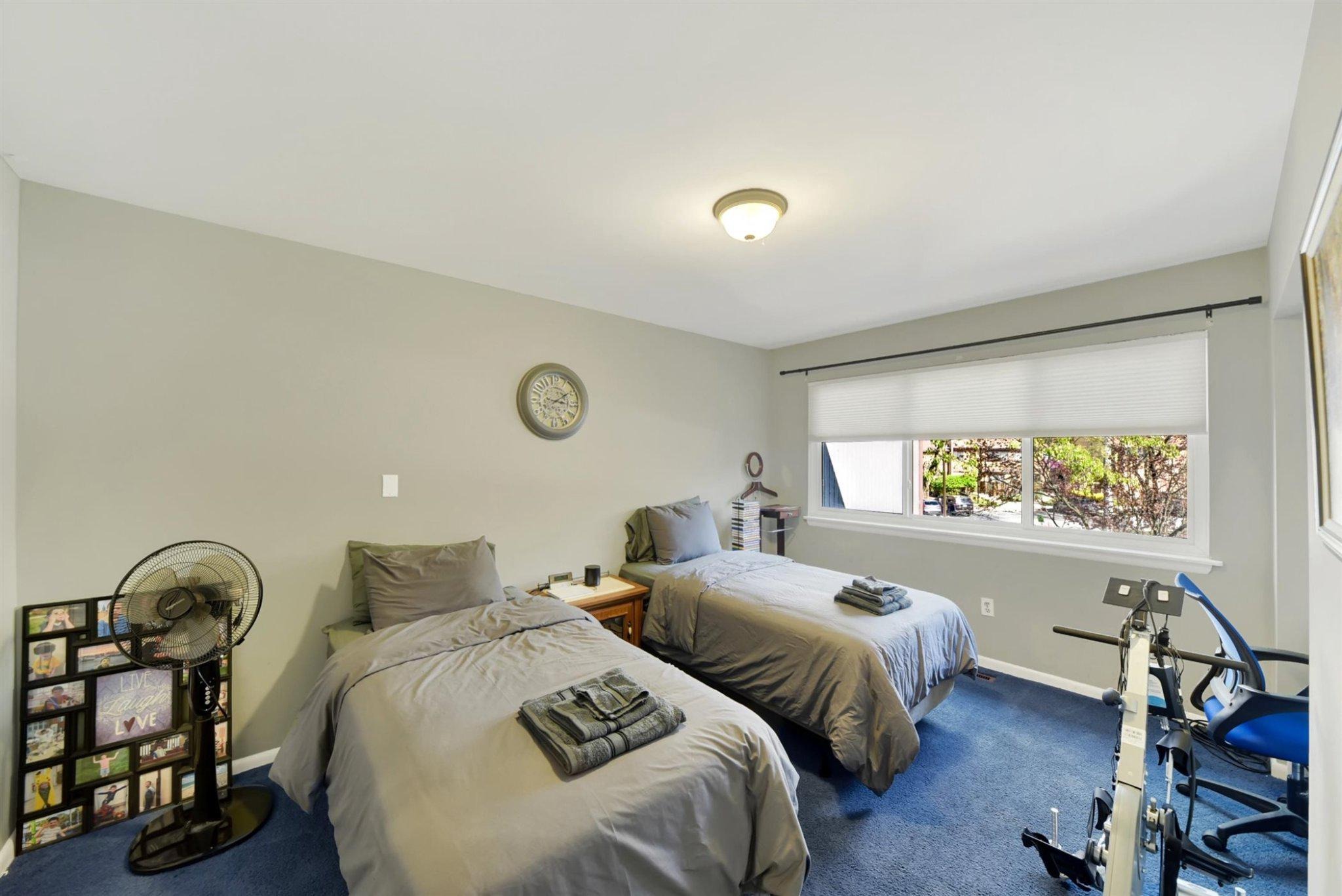 Baneberry Ct, Baltimore, MD 21209
