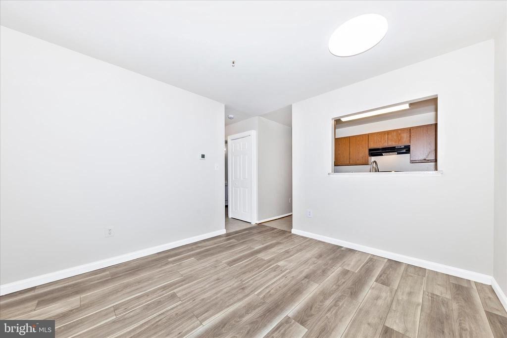 Dunstable Cir, Germantown, MD 20876 #1