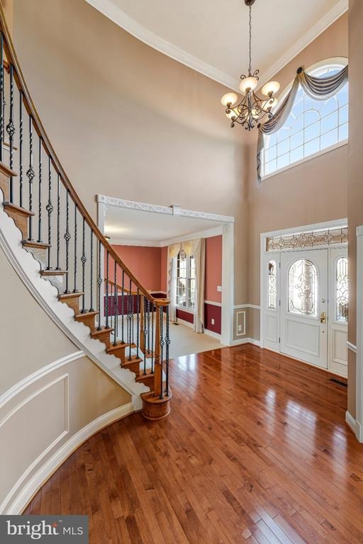 White Gate Pl, Leesburg, VA 20175