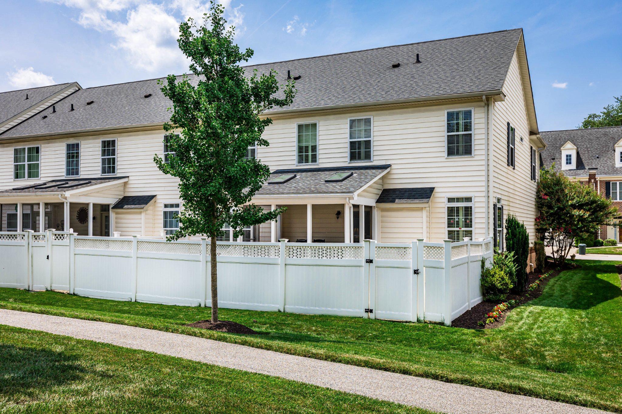 Queensland Dr, Ellicott City, MD 21042
