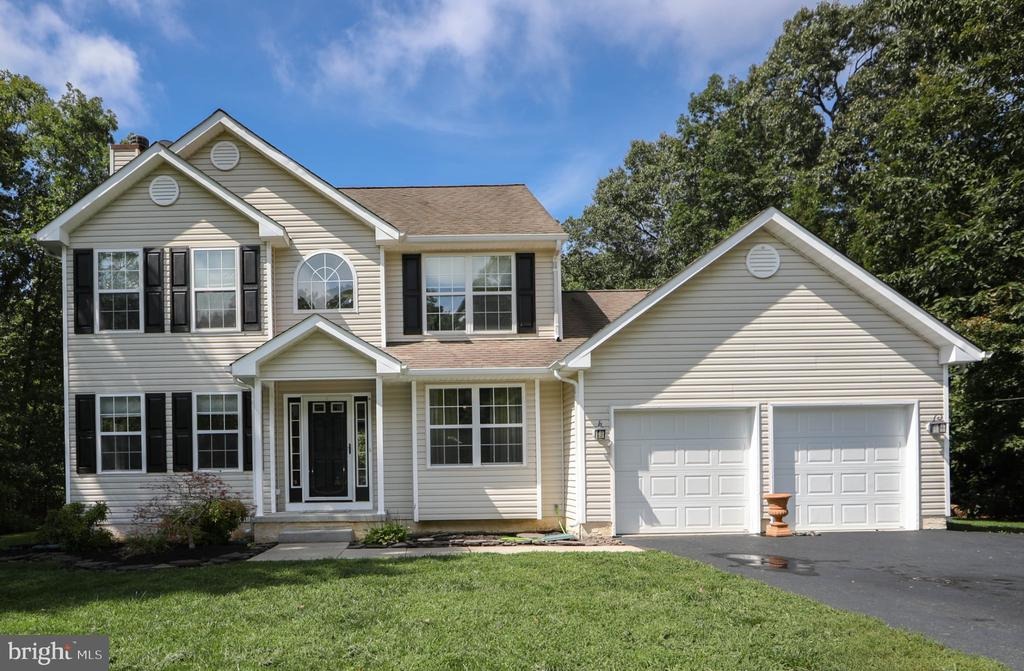 Lantern Way, Franklinville, NJ 08322