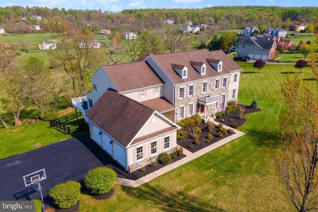 Bankfield Dr, Waterford, VA 20197