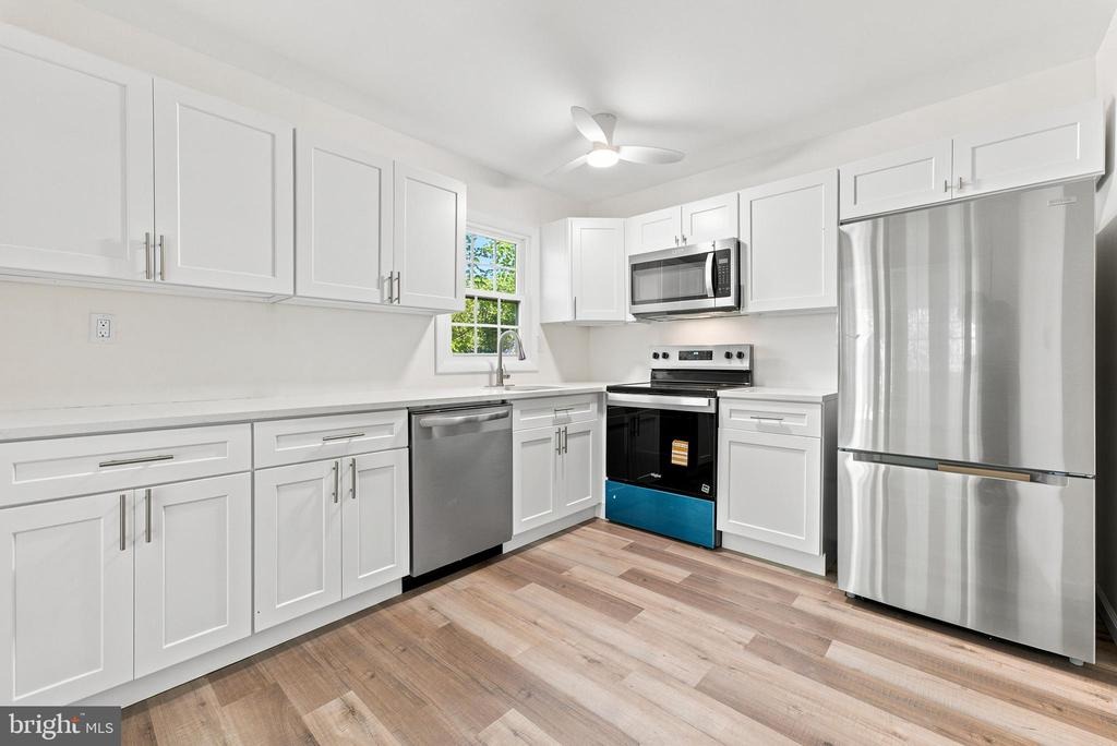 Sheffield Pl, Southampton, NJ 08088 #1