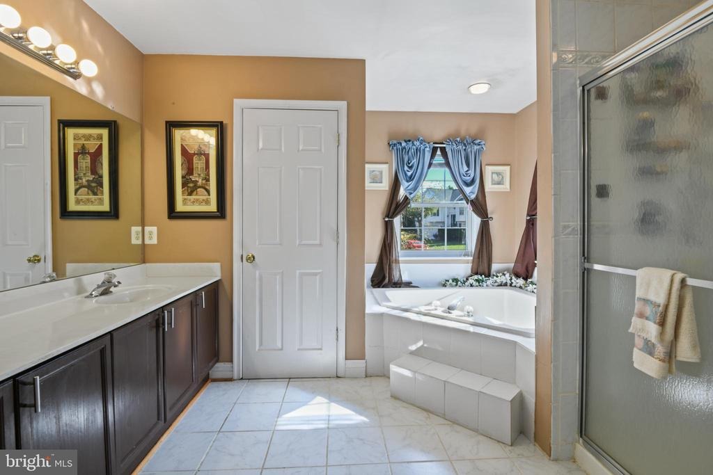 Aztec Dr, Frederick, MD 21701