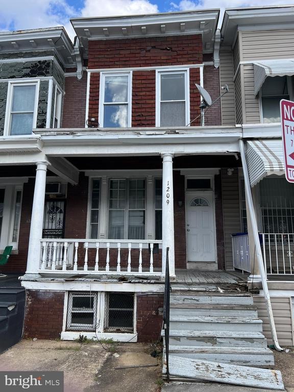 Oakhurst Pl, Baltimore, MD 21216 #1