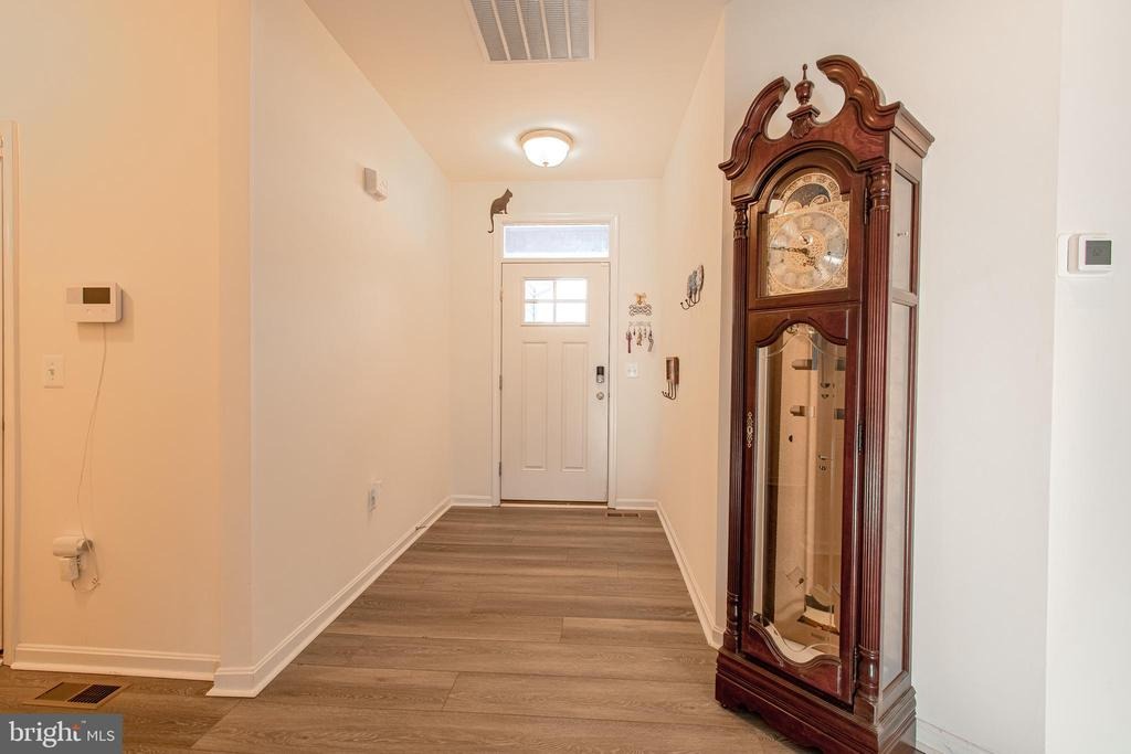 Trafalgar Cir, Tilghman, MD 21671