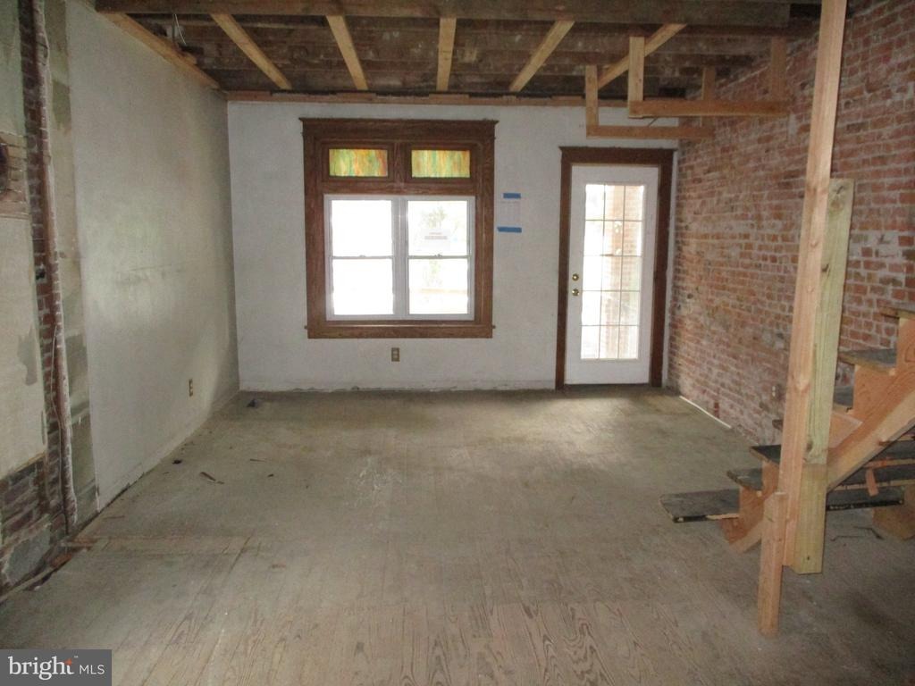 5th St, Pottstown, PA 19464