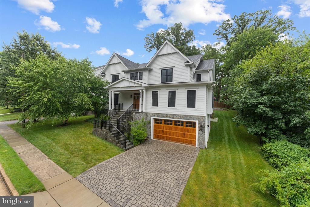 40th St, Arlington, VA 22207