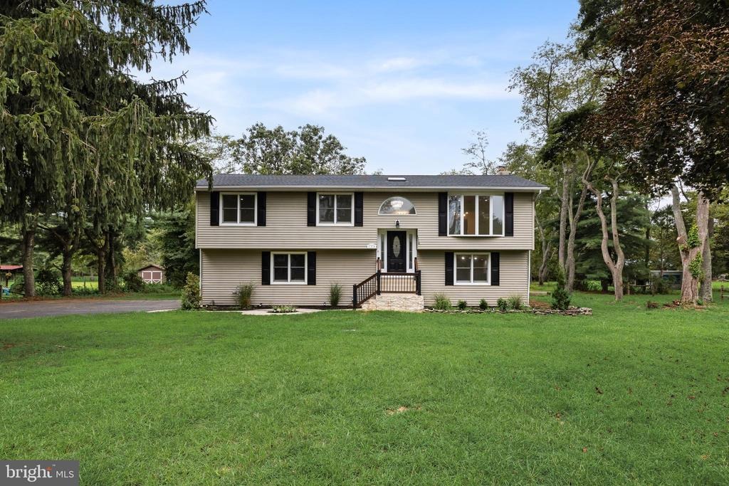 Kettle Run Rd, Marlton, NJ 08053