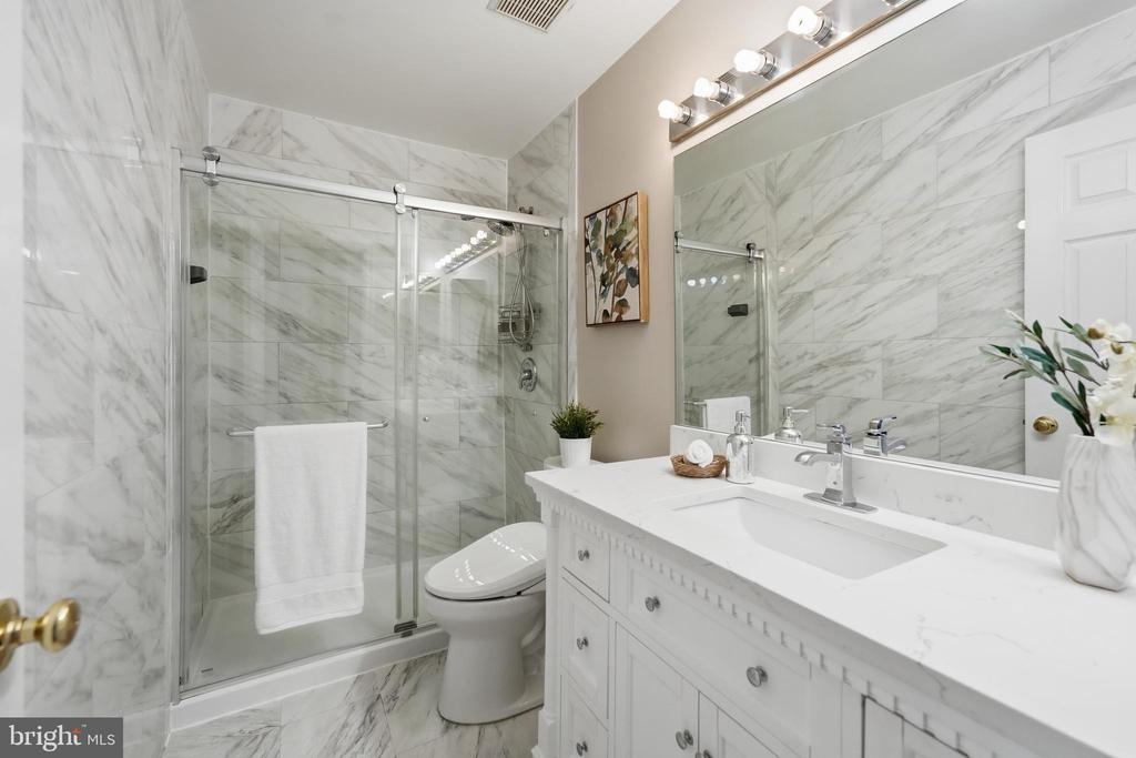 22nd St, Arlington, VA 22204 #1