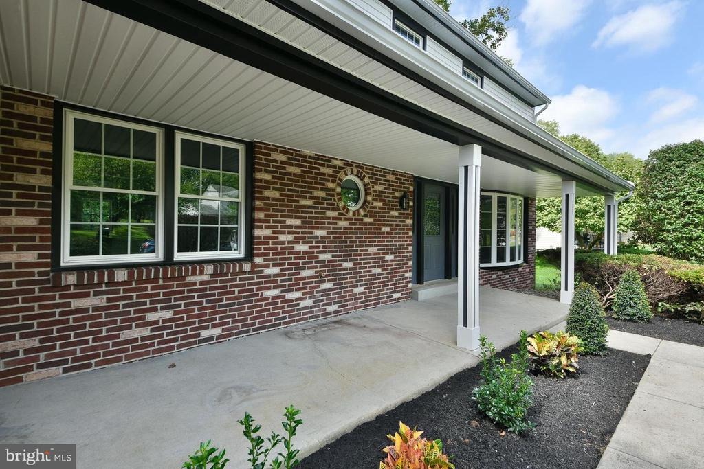 Burn Brae Dr, Dresher, PA 19025 #1