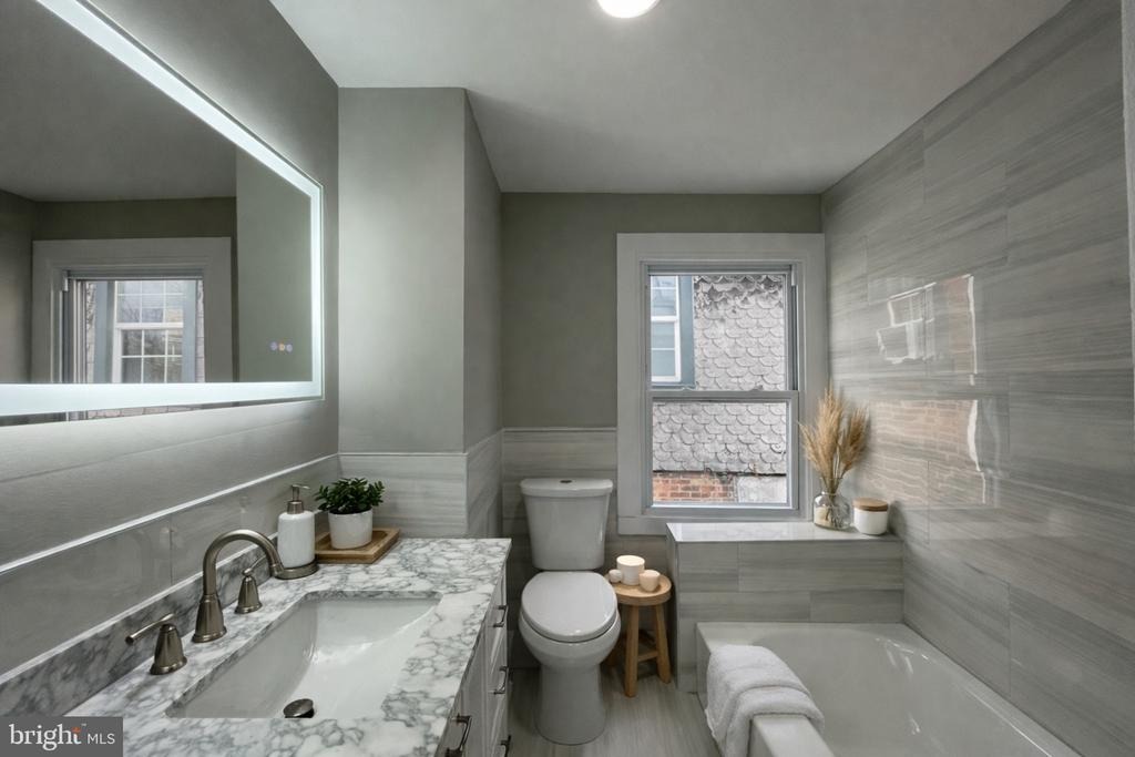 Kingsley St, Philadelphia, PA 19127