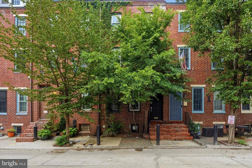 Rodman St, Philadelphia, PA 19147