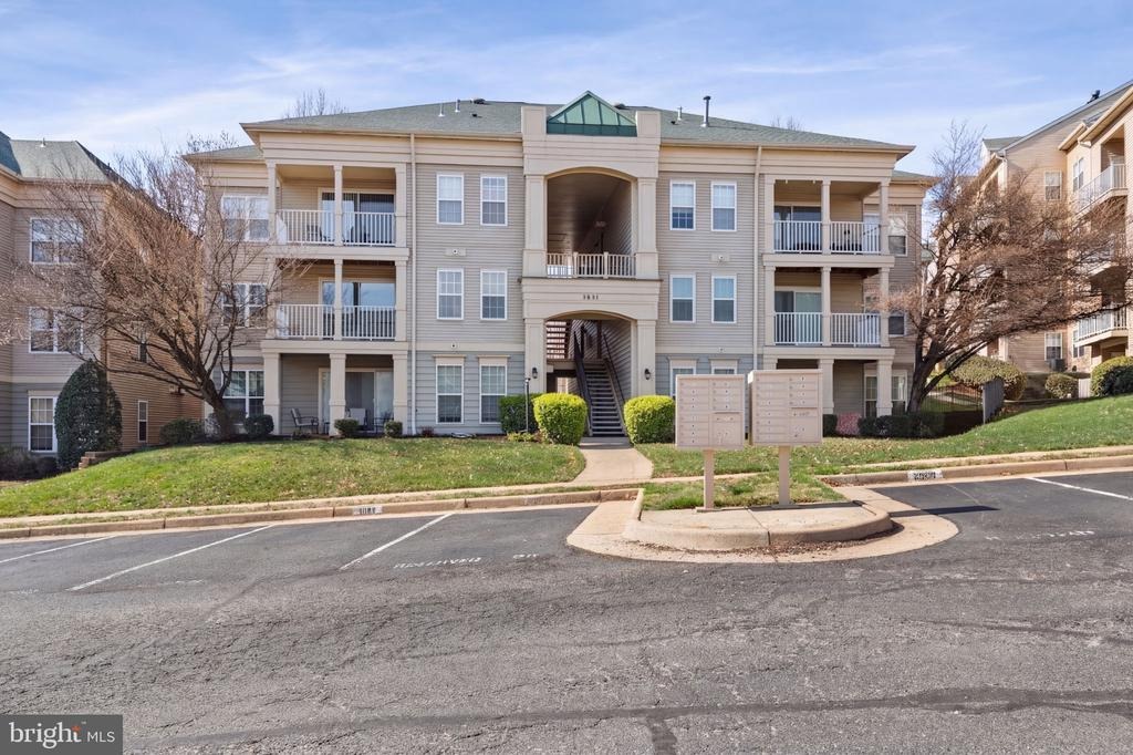 Gardenview Loop, Woodbridge, VA 22191 #1