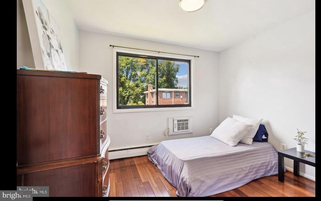 Annandale Rd, Falls Church, VA 22042