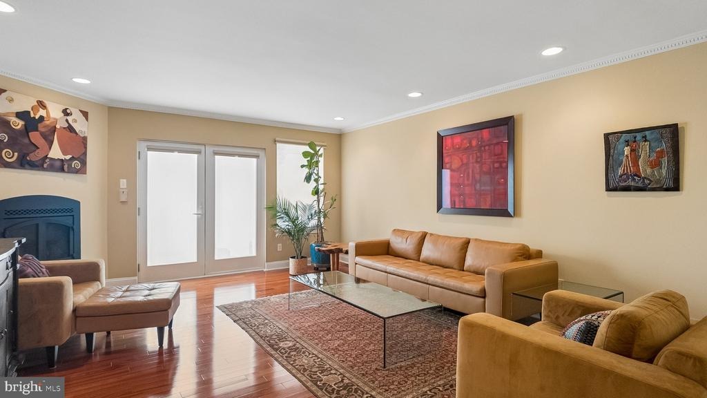 19th St, Philadelphia, PA 19146 #1