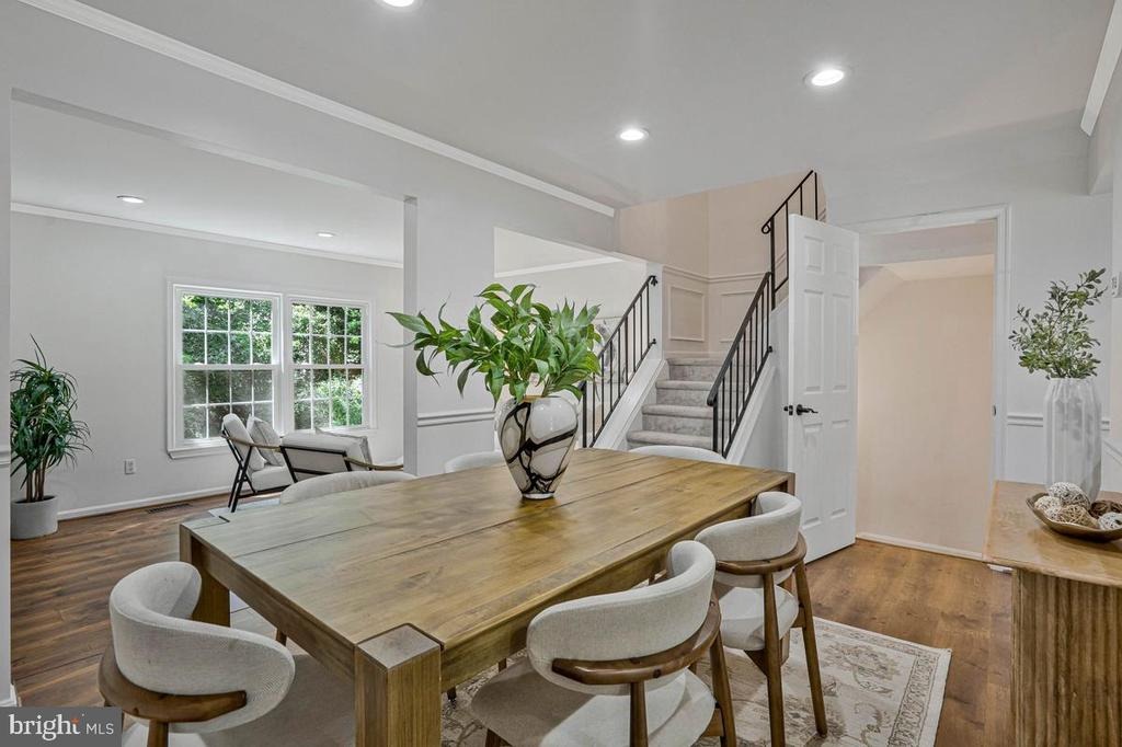 Groveland Sq, Springfield, VA 22153 #1