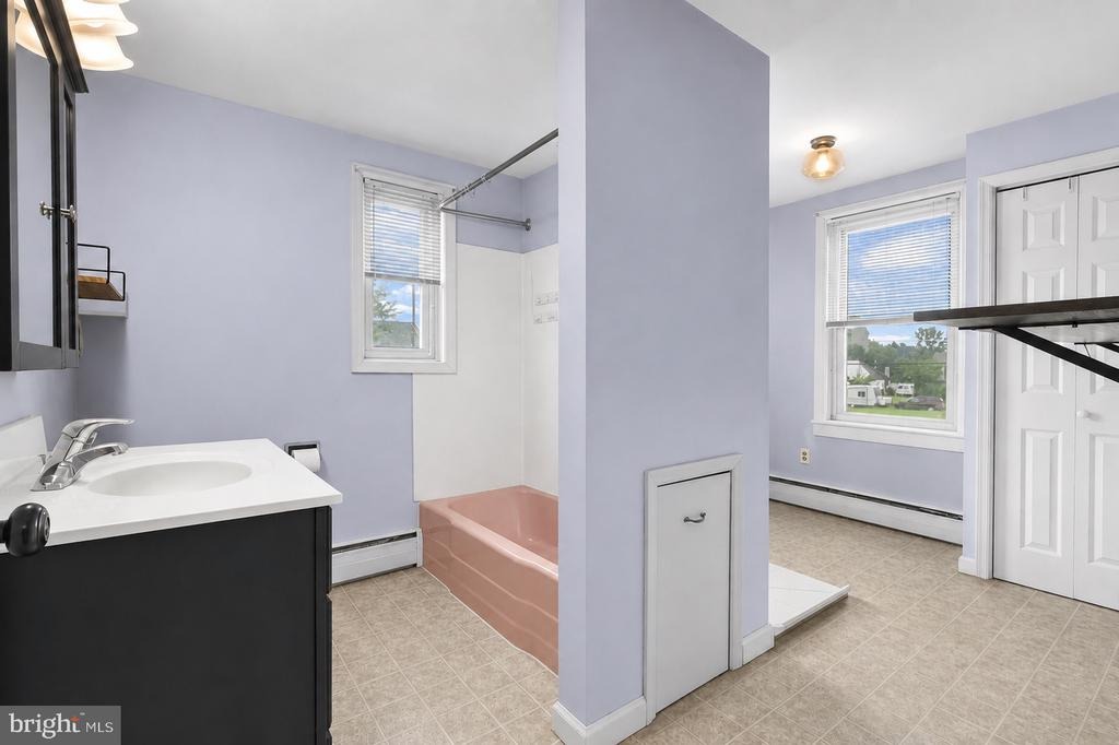 Trexler Cir, Trexlertown, PA 18087 #1
