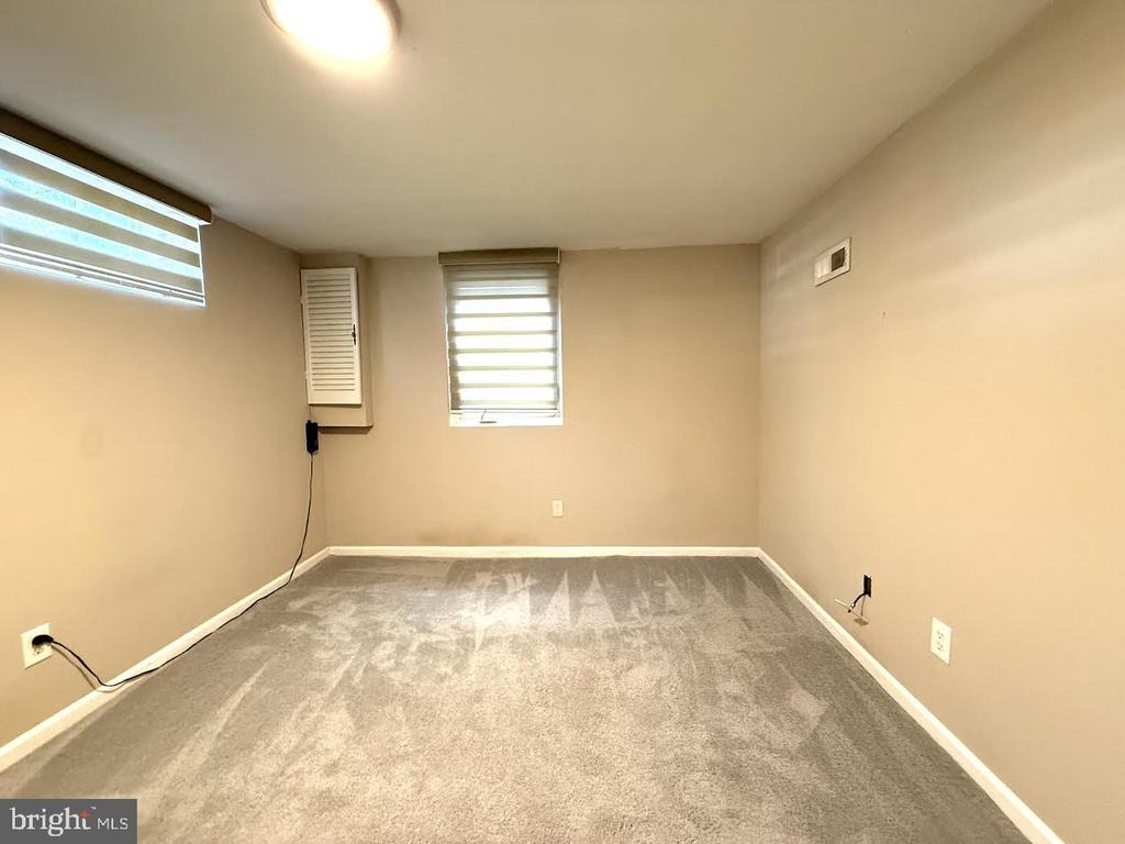 34th Ave, College Park, MD 20740 #1