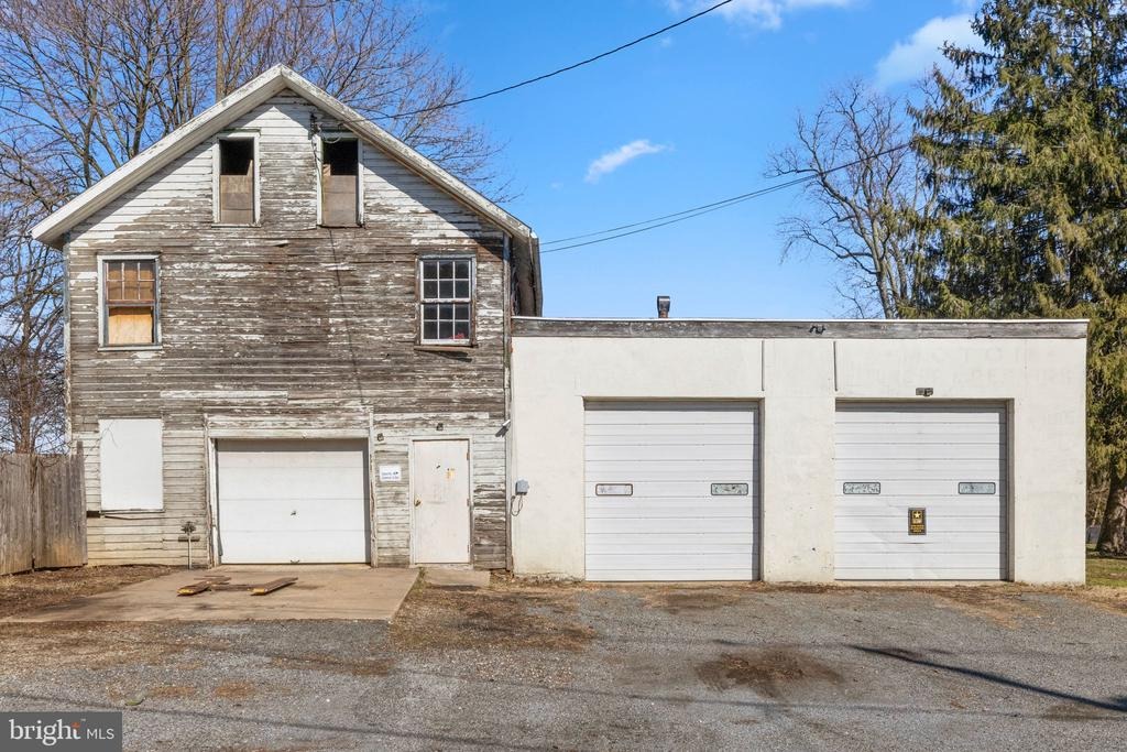 Cochran St, Cochranville, PA 19330
