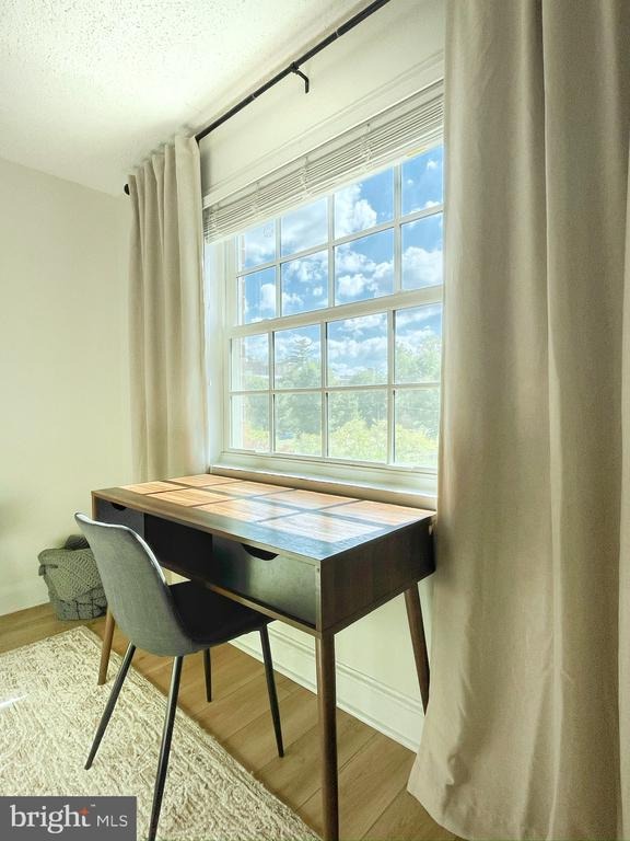 Abingdon Dr, Alexandria, VA 22314