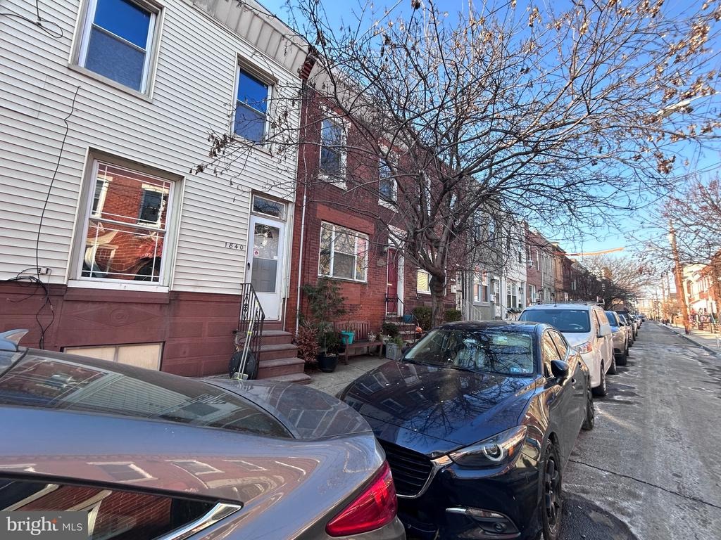 Mole St, Philadelphia, PA 19145