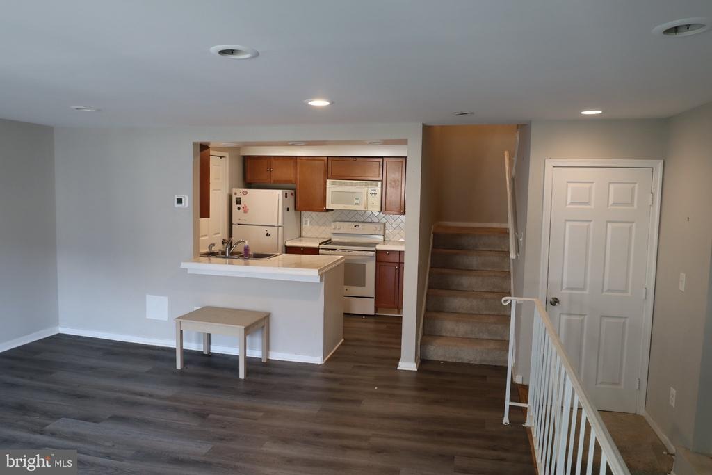 Hellingly Pl, Montgomery Village, MD 20886 #1