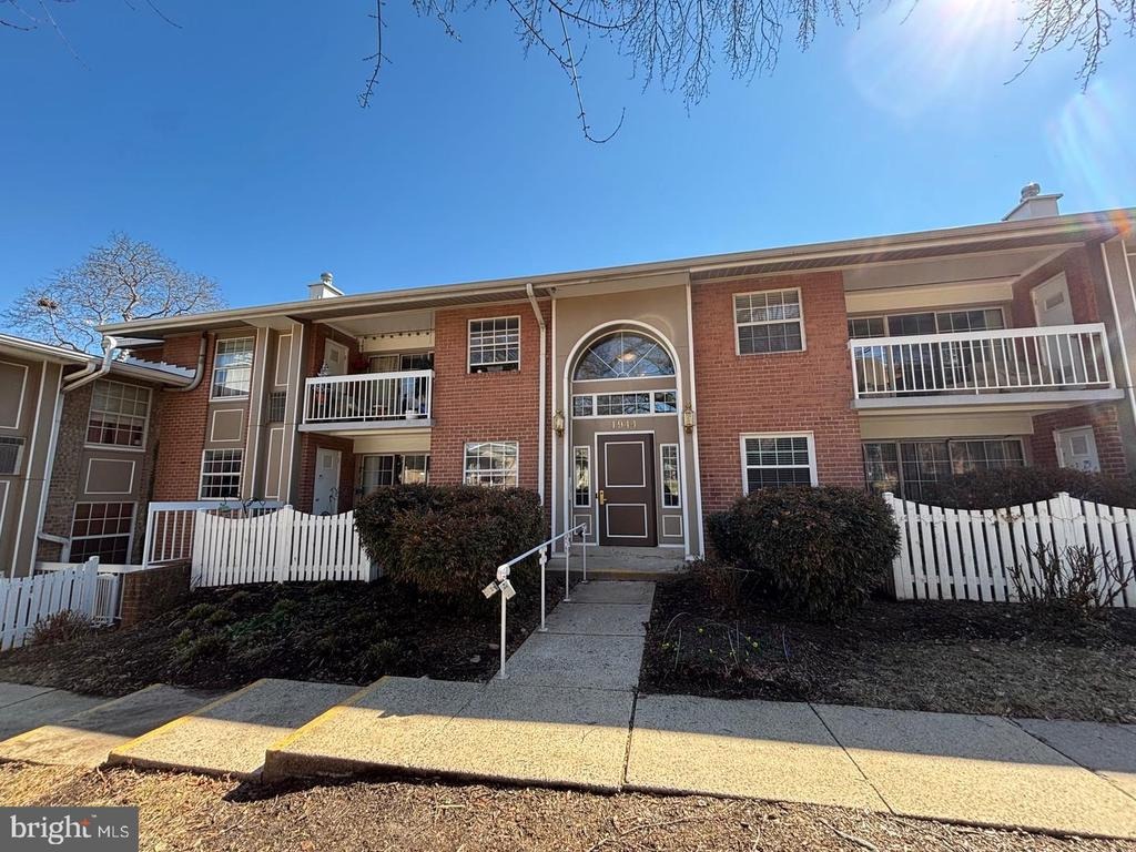 Kennedy Dr, Mc Lean, VA 22102