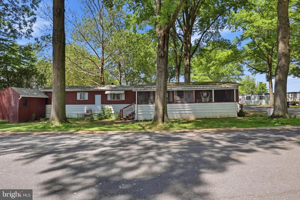Malibu Blvd, Carlisle, PA 17015 #1