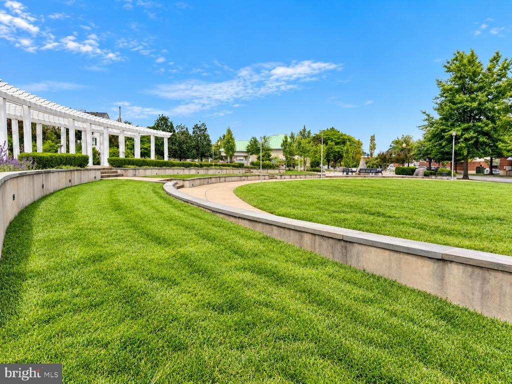 Katama Sq, Chantilly, VA 20152