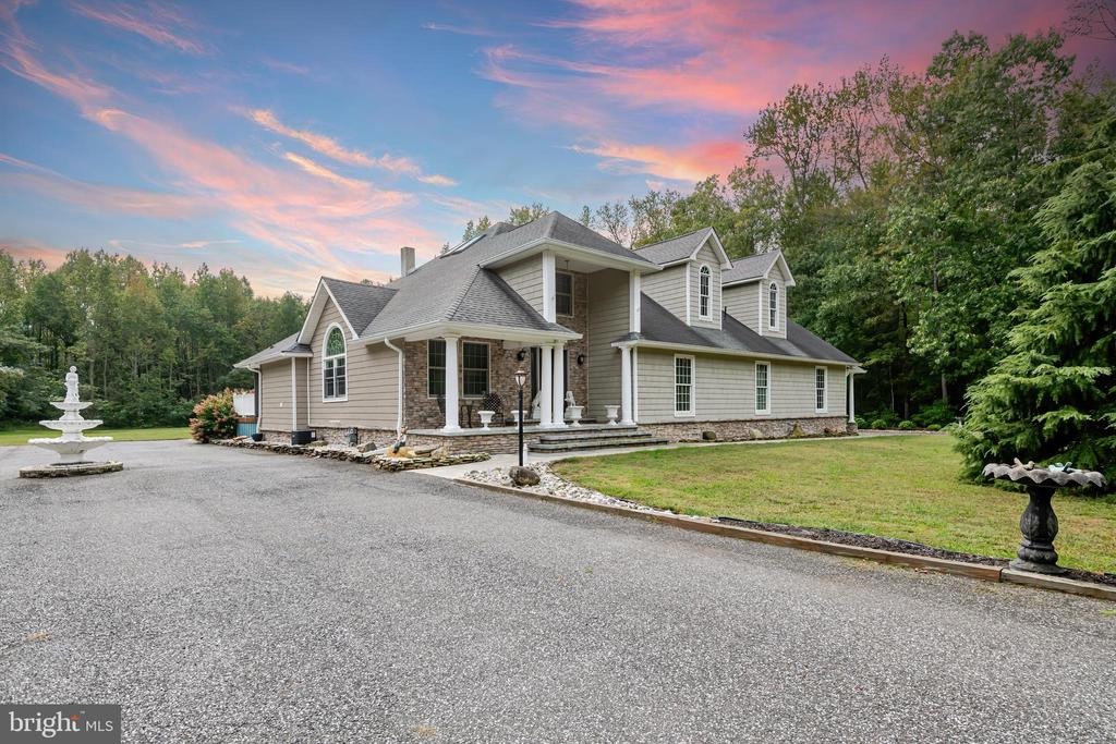 Maple Ave, Vineland, NJ 08361