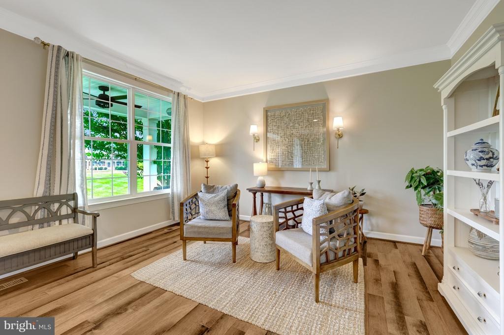 Lynnford Ct, Waterford, VA 20197