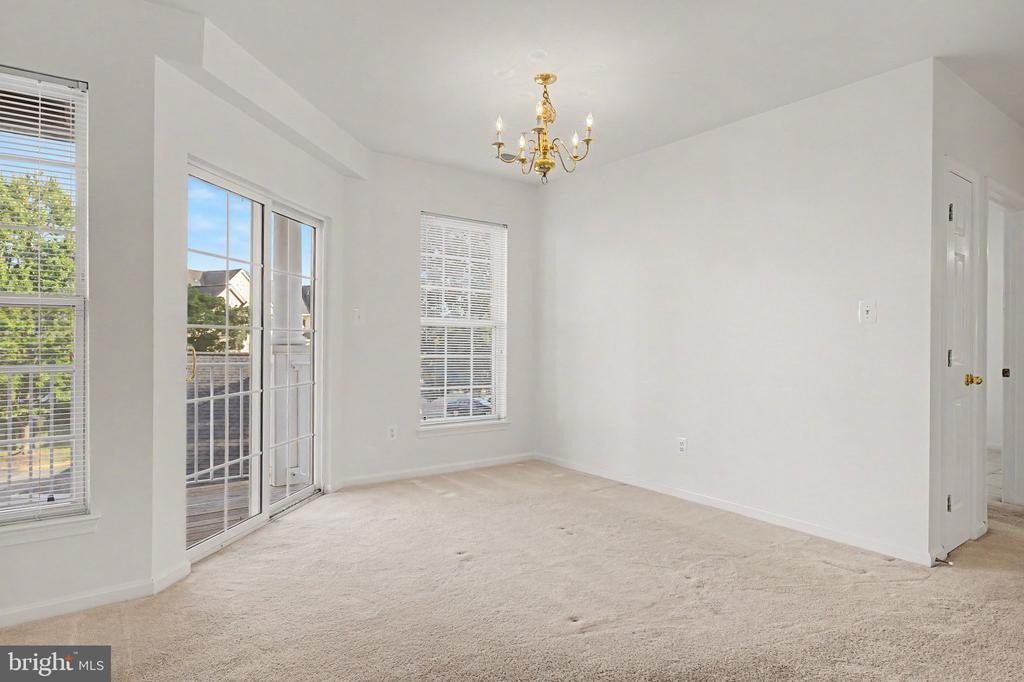 Riffleford Sq, Chantilly, VA 20152 #1