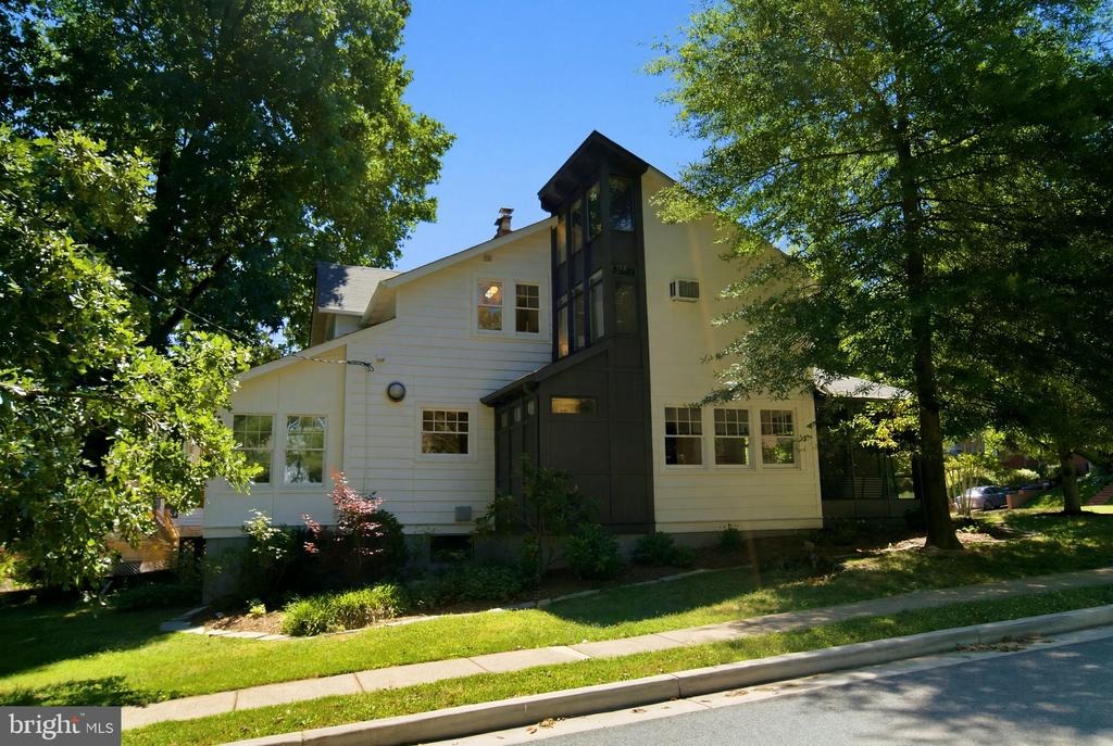 26th St, Arlington, VA 22202