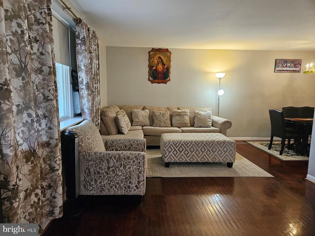 Placid St, Philadelphia, PA 19152 #1