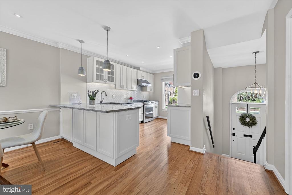 Green St, Alexandria, VA 22314 #1