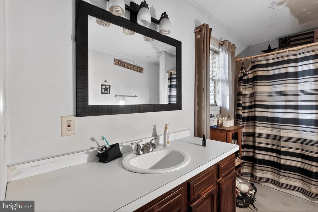 Manheim Ave, Bridgeton, NJ 08302