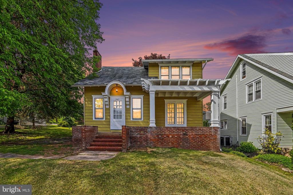 State St, Millersburg, PA 17061