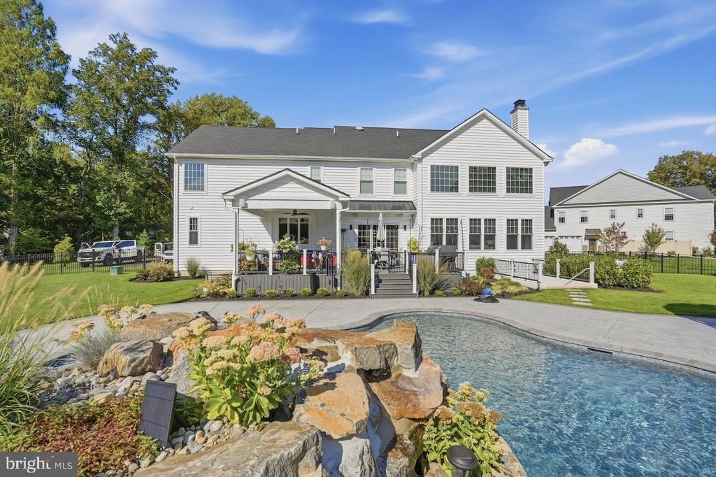 Lily Ln, Warminster, PA 18974