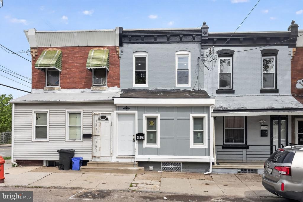 Juniata St, Philadelphia, PA 19140