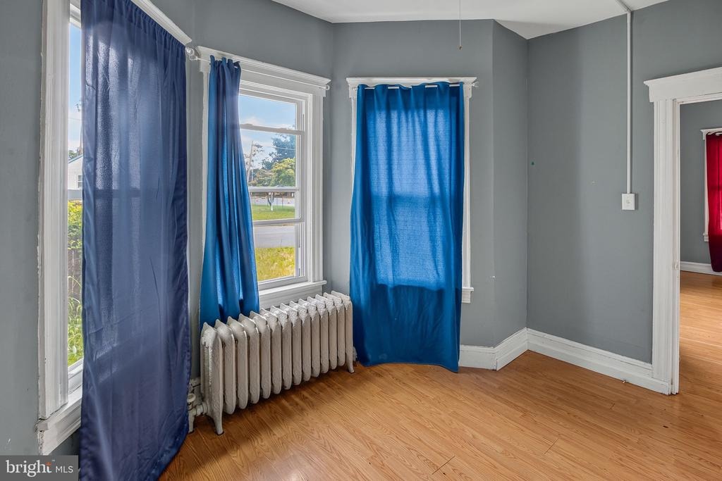 Park Ave, Vineland, NJ 08360