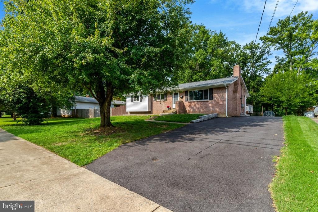 The Pkwy, Alexandria, VA 22310 #1