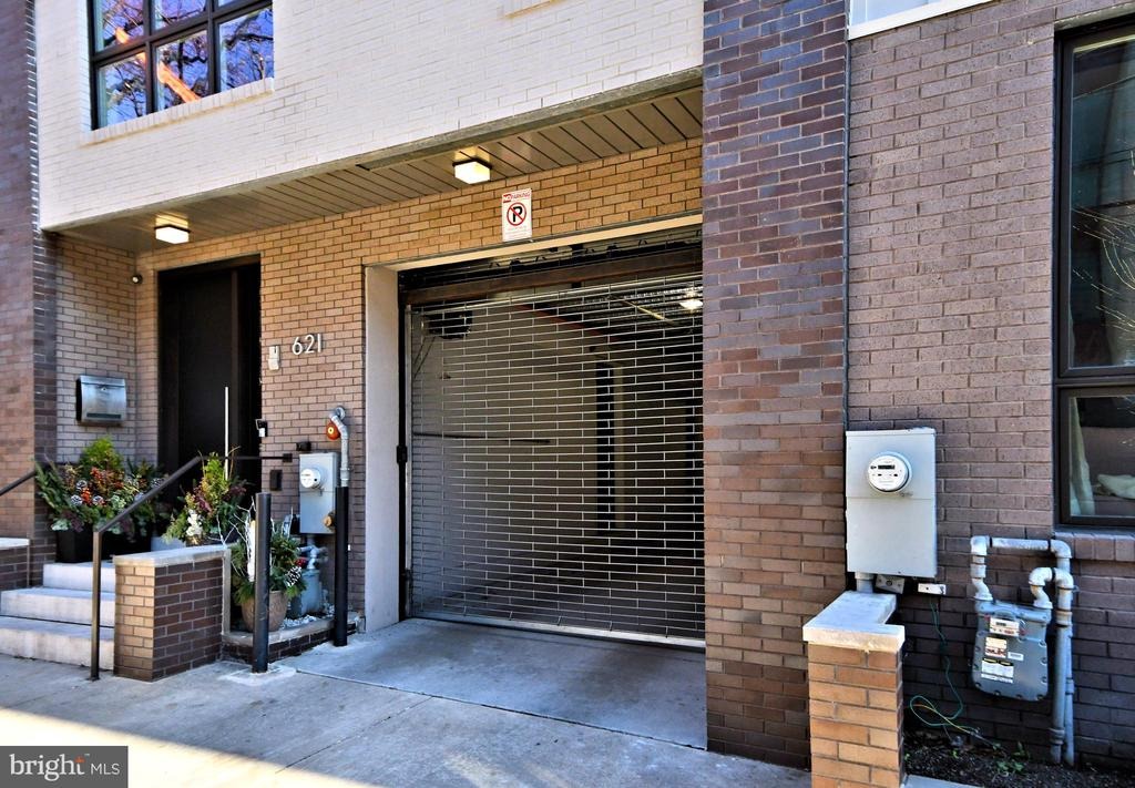 Bodine St, Philadelphia, PA 19123