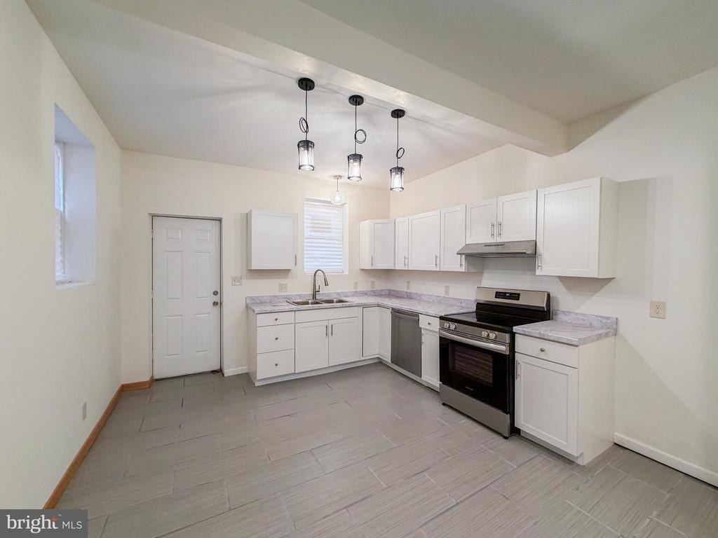 Logan St, Harrisburg, PA 17110