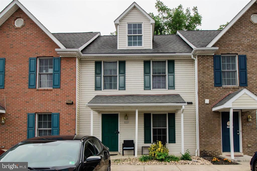 Travellers Ct, New Market, VA 22844